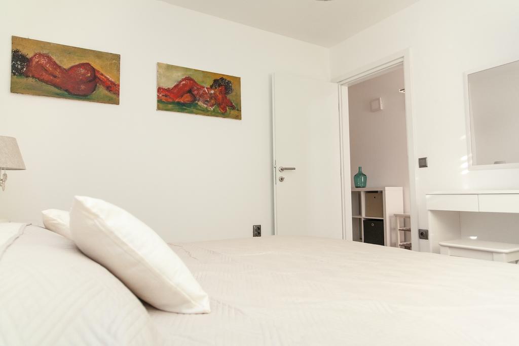 Apartment Ema Рогозница Экстерьер фото