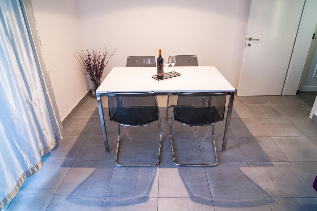 Apartment Ema Рогозница Экстерьер фото